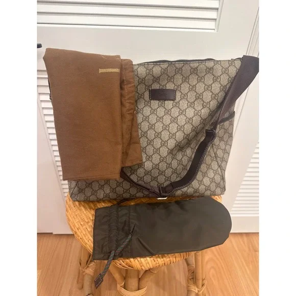 Gucci GG Supreme Canvas Messenger/Diaper Bag Brown Monogram Crossbody - Picture 13 of 13